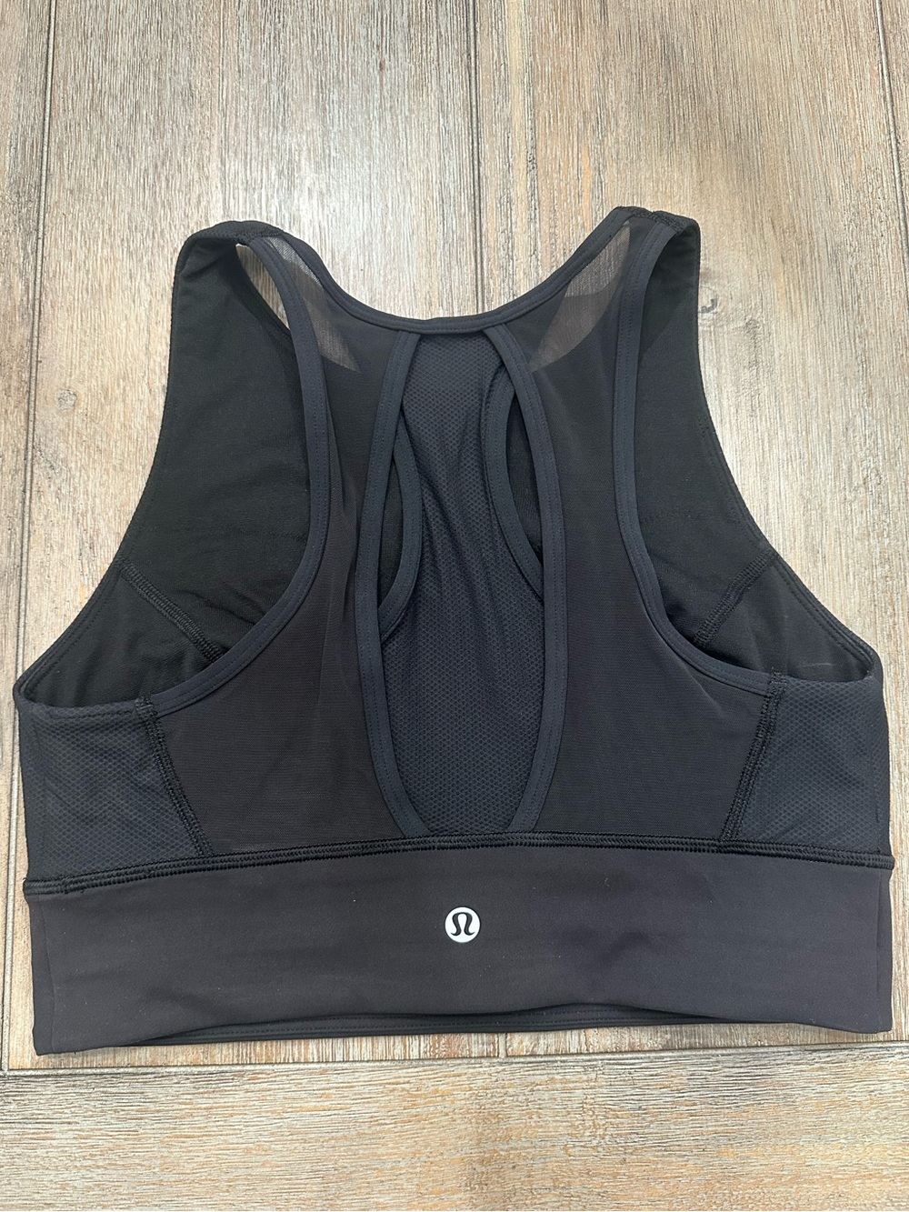 Lululemon Women’s Everlux High Neck Train Bra Black | Size 8